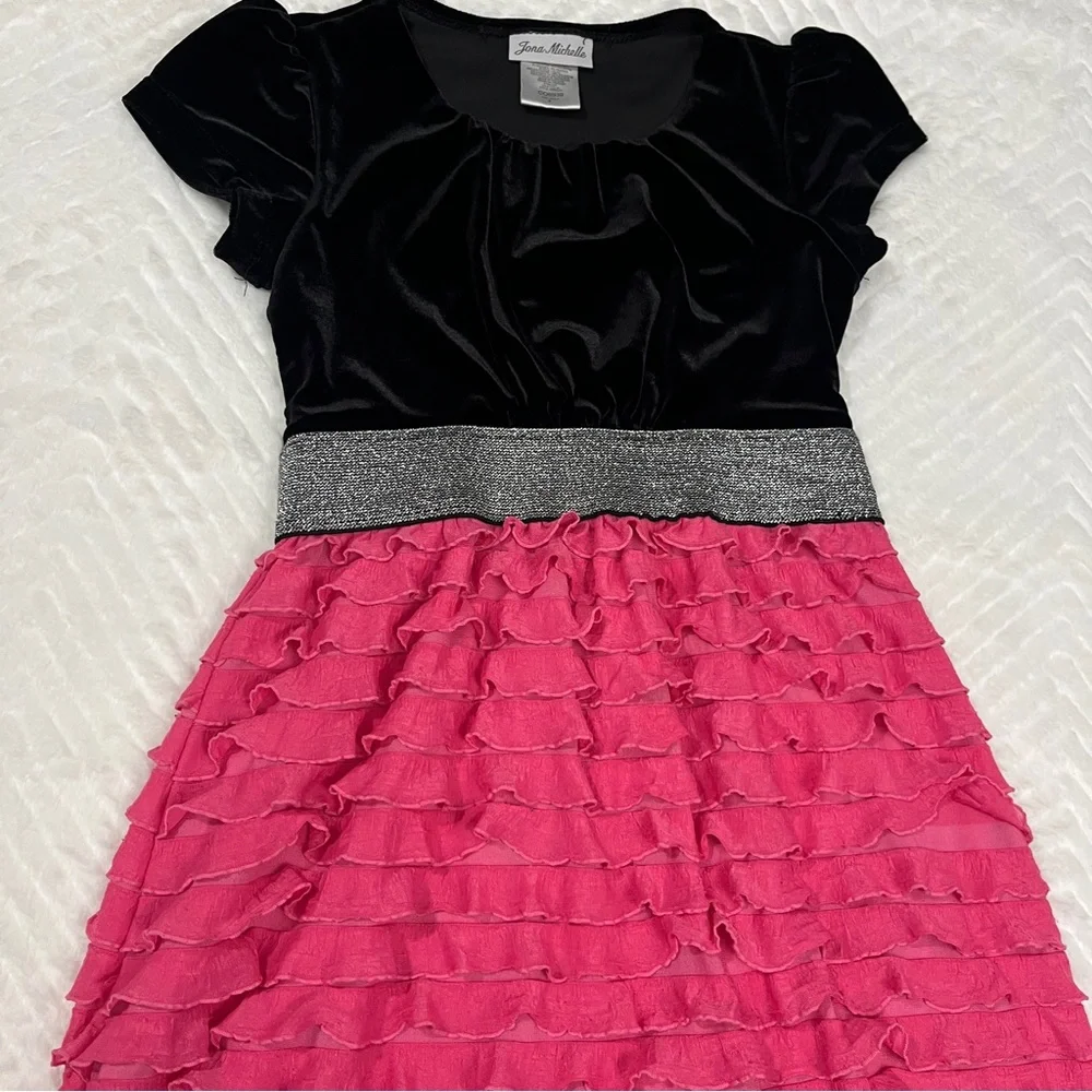 Jona‎ Michelle Velvet Black Pink Tiered Ruffle Dress size 8 girls semi formal